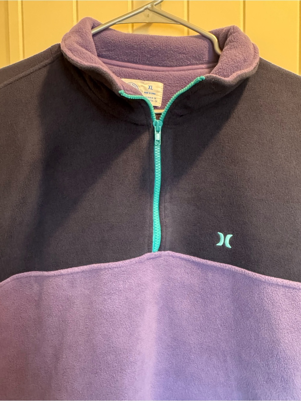 Hurley Men’s Black and Lavender Quarter-Zip Fleece with Teal Accents